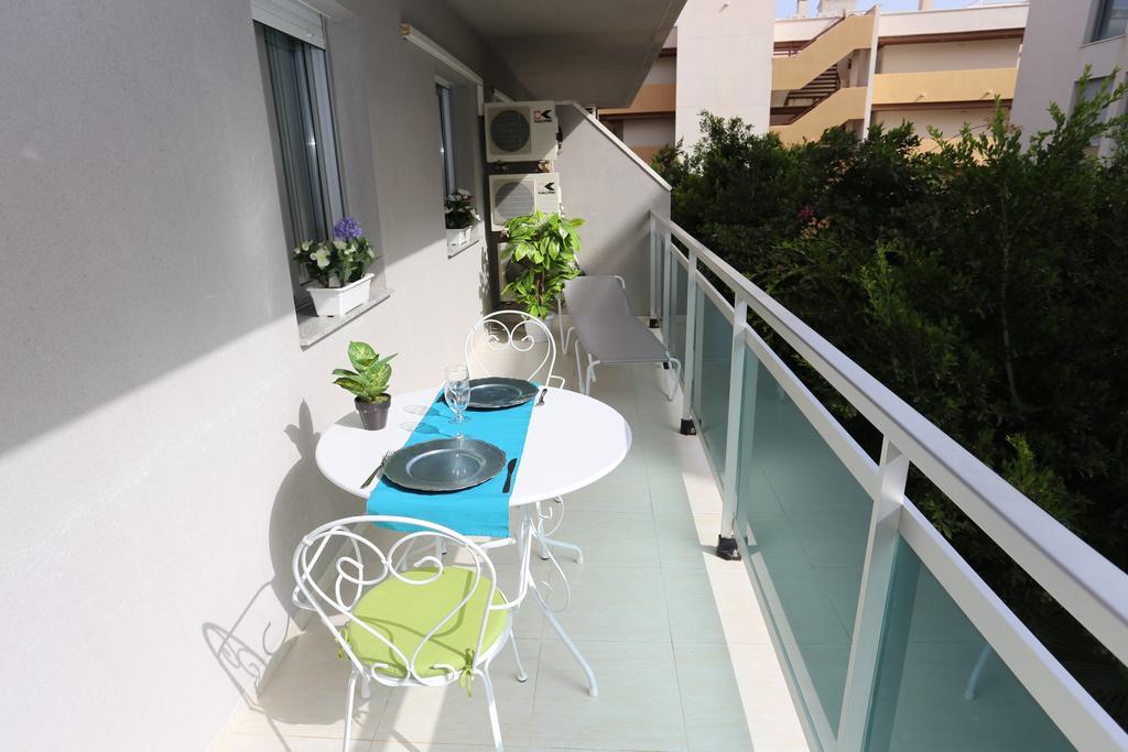 Elsa'S Rotonda Apartment Cabo Roig Exterior photo